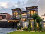 1 Kanal Top Quality Build Luxurious Beautiful Modern...