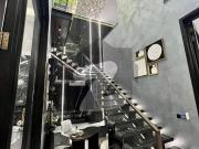 1 Kanal Top Quality Build Luxurious Beautiful Modern...