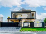 1 Kanal Top Quality Build Luxurious Beautiful Modern...