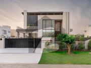 1 Kanal Top Quality Build Luxurious Beautiful Modern...