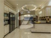 1 Kanal Top Quality Build Luxurious Beautiful Spanish...