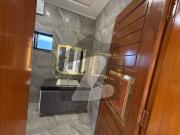 1 Kanal Ultra Modern Elevtion Luxury House at Good...