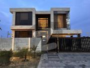 1 Kanal Ultra Modern Fully Furnished Design House...