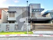 1 Kanal Ultra Modern House For Sale At Peak Location In...