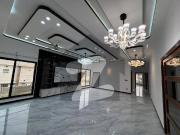 1 kanal upper portion for rent ground locked