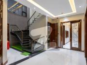 1 kanal upper portion for rent lower locked