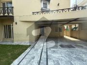 1 kanal used New Luxurious House Available For Rent DHA...