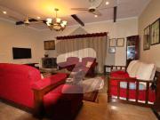 1 kanal well maintained modern bungalow for sale phase 5