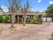 1 Lomond Court, West Lakes, SA 5021