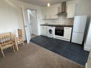 1 lovely 1 bed flat in Stamford Hill