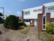 1 Madeira Close, West Byfleet 3 bedrooms Property for...