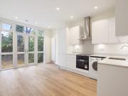 1, Milton Road, Highgate N6, 2 bed flat to rent, £2,773...