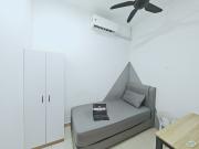 1 month deposit Fully Funish Single Room