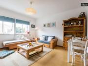 1 quarto, Lisbon Lisbon 1170 166 44545288