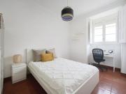 1 quarto, Lisbon Lisbon 99385328