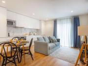 1 quarto, Porto Porto 4000 377 88440762