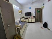 1 RK Apartment in Kandivali East for rent Mumbai. The...