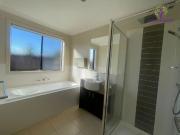 1 Rodeo Grove, Point Cook VIC 3030