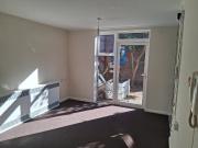 1 room apartment to let in 36 Thrawl Street,...