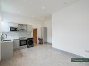 1 room apartment to let in Shoot Up Hill, London NW2 3XJ