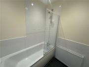 1 room apartment to let in Westbourne Road, West Kirby,...