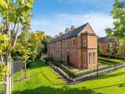 1 The West Housewinder Win, 24 Ishbel Mews