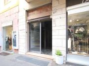 1 Vetrina in affitto a Roma