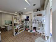 1 vetrina Via Carlo Cravero 21 monolocale 38mq