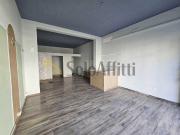 1 vetrina Via della Repubblica monolocale 55mq