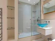 1 West India Quay, 26 Hertsmere Road, London, E14 4AX,...