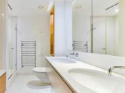 1 West India Quay, 26 Hertsmere Road, London, E14 4AX,...