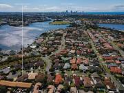 1 Wisconsin Street, Varsity Lakes, QLD 4227