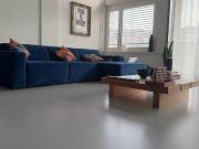 1 Zimmer, 138 m², 2. Stock
