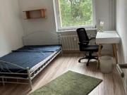 1 Zimmer 14 m² mit eigenem Duschbad zur Untermiete für...