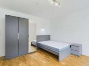 1 Zimmer 30 m² 750 € Kaltmiete Wohnungen in Stuttgart / F.