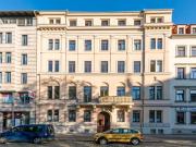 1 Zimmer Altbau Wohnung mit Balkon