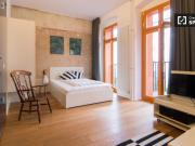 1 Zimmer Wohnung mit Balkon zu vermieten in...