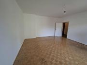 1 Zimmer Wohnung mit eigenem Parkplatz in Linz St....