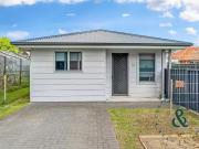 1A Kinross Street, Raymond Terrace, NSW 2324