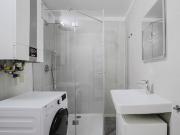 1BR | Döbling, w/d & elevator, nr palaces, Vienna...