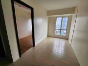 1BR RFO CONDO IN MANDALUYONG BONI NEAR BGC MAKATI...