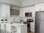 1+den Rentals At Glenmore Central