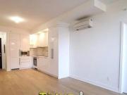 1G Boul De Maisonneuve O 1115 Montréal QC H2X 0E3 Studio...