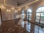 1kanal brand new full house/ 7 bedrooms with. 8...