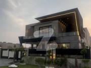 1kanal Modren Fully furnished Bunglow for rent