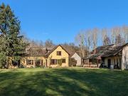 1,7km d'un village avec commerces, maison 4...