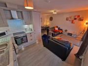 1st Floor 2 Bed Apt, 22 Highgrove Meadows