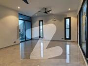 2000 Square Yards Slightly Used Fully Furnished Super...