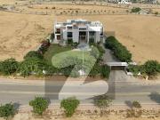 2000sq yd plot FOR SALE at PRIME Location of Bahria Town...