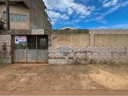 200 Área Útil Casa Alugar, 2 Dormitórios localizado em...